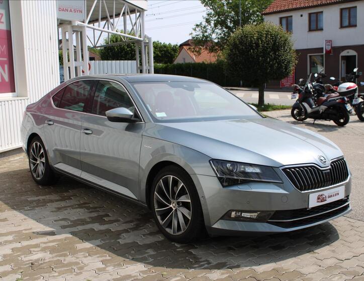 Škoda Superb 2