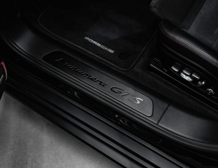 Porsche Panamera 14
