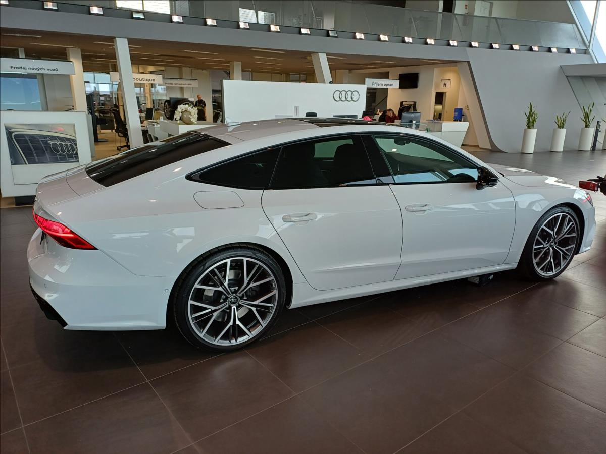 Audi S7