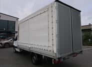 Mercedes-Benz Sprinter 4