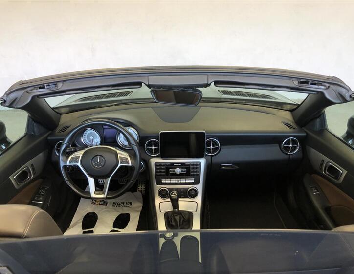 Mercedes-Benz SLK 11