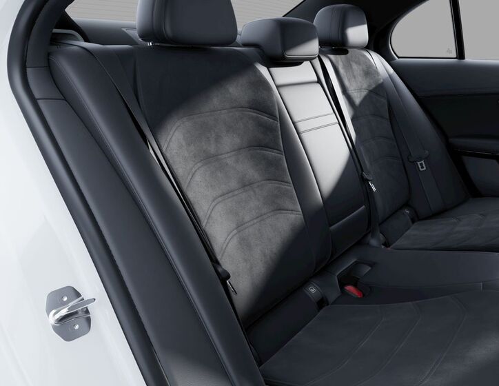 Mercedes-Benz Třídy E 8