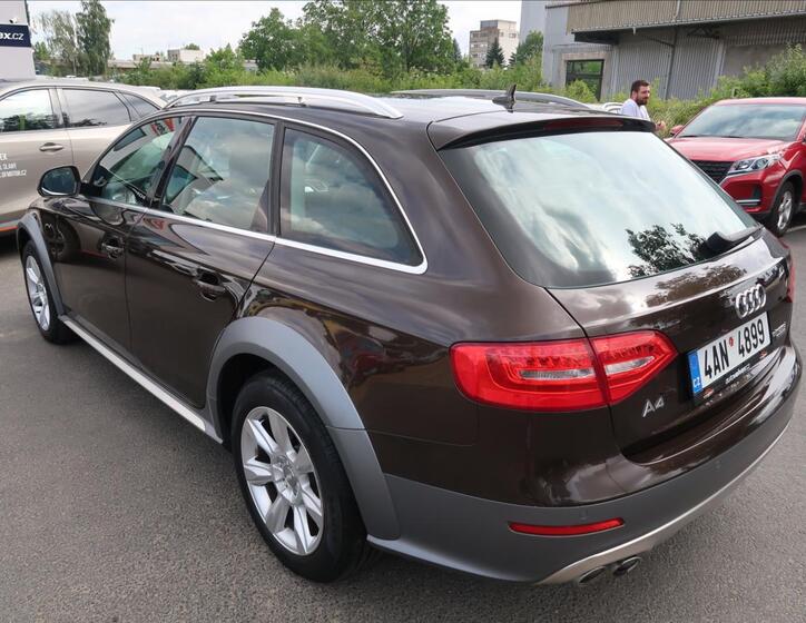 Audi A4 Allroad 4