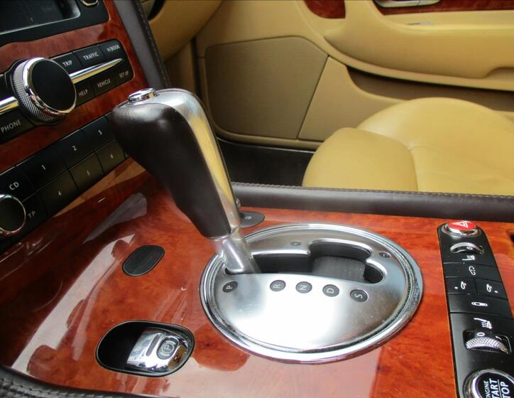 Bentley Continental GT 18