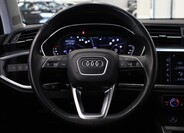 Audi Q3 9