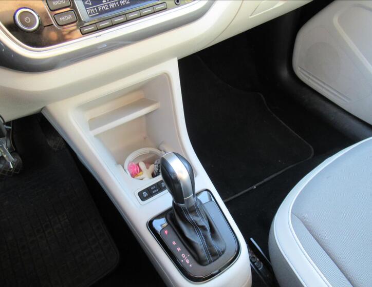Volkswagen e-up! 13