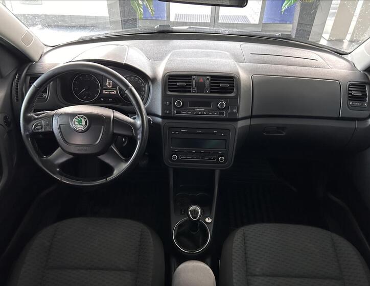 Škoda Roomster 8