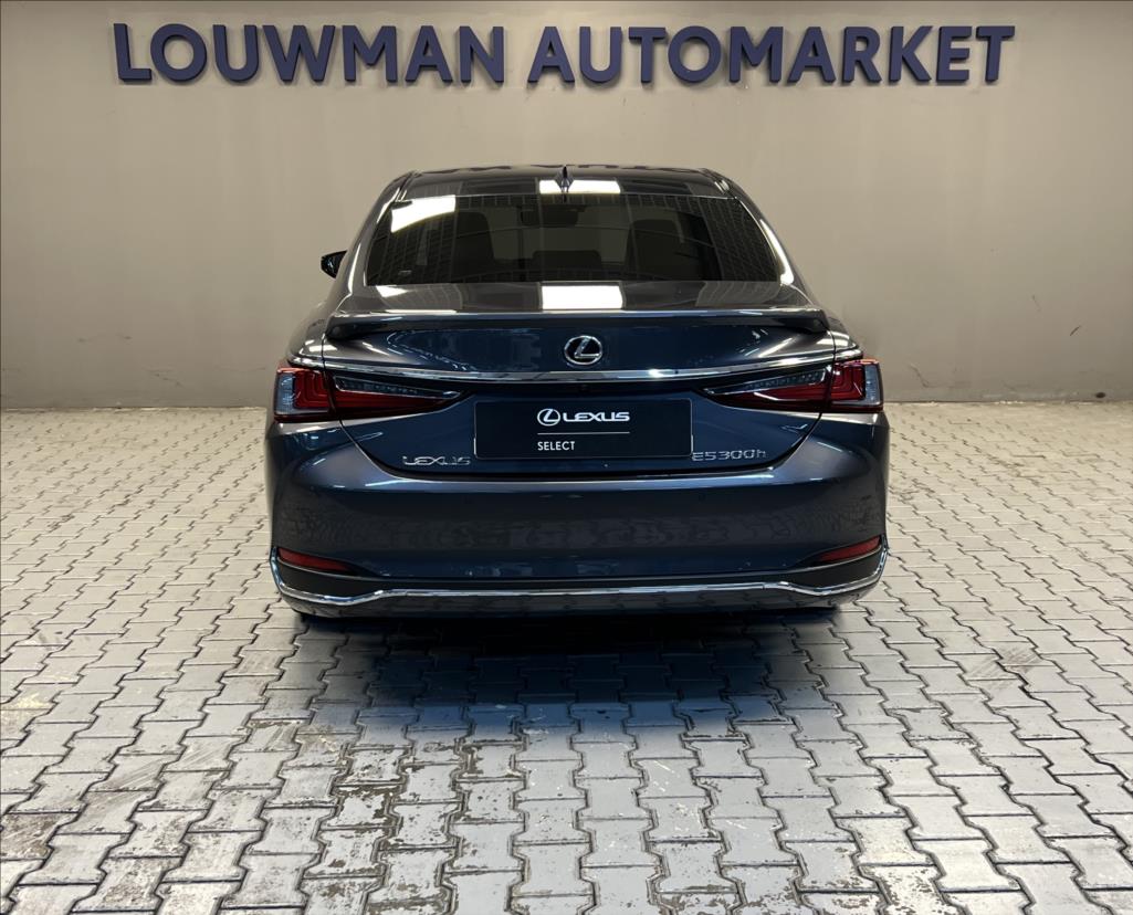 Lexus ES 300h