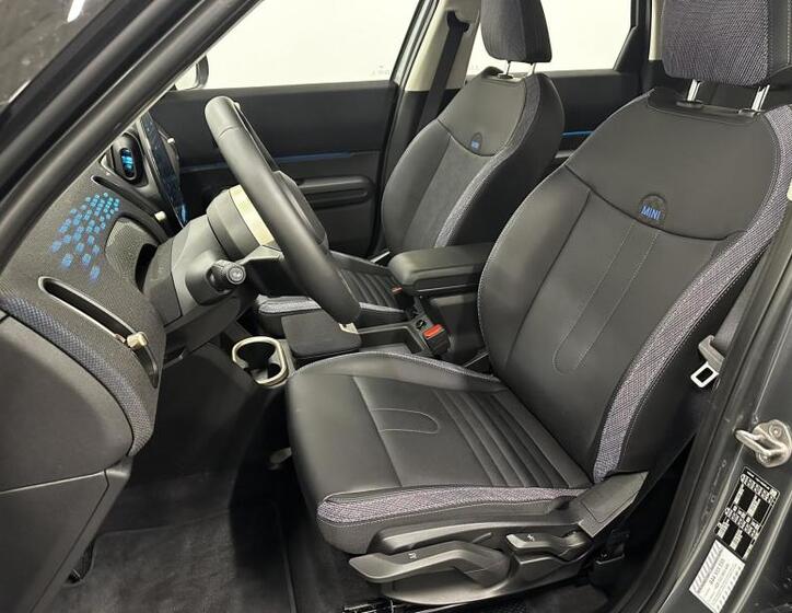 Mini Countryman 7