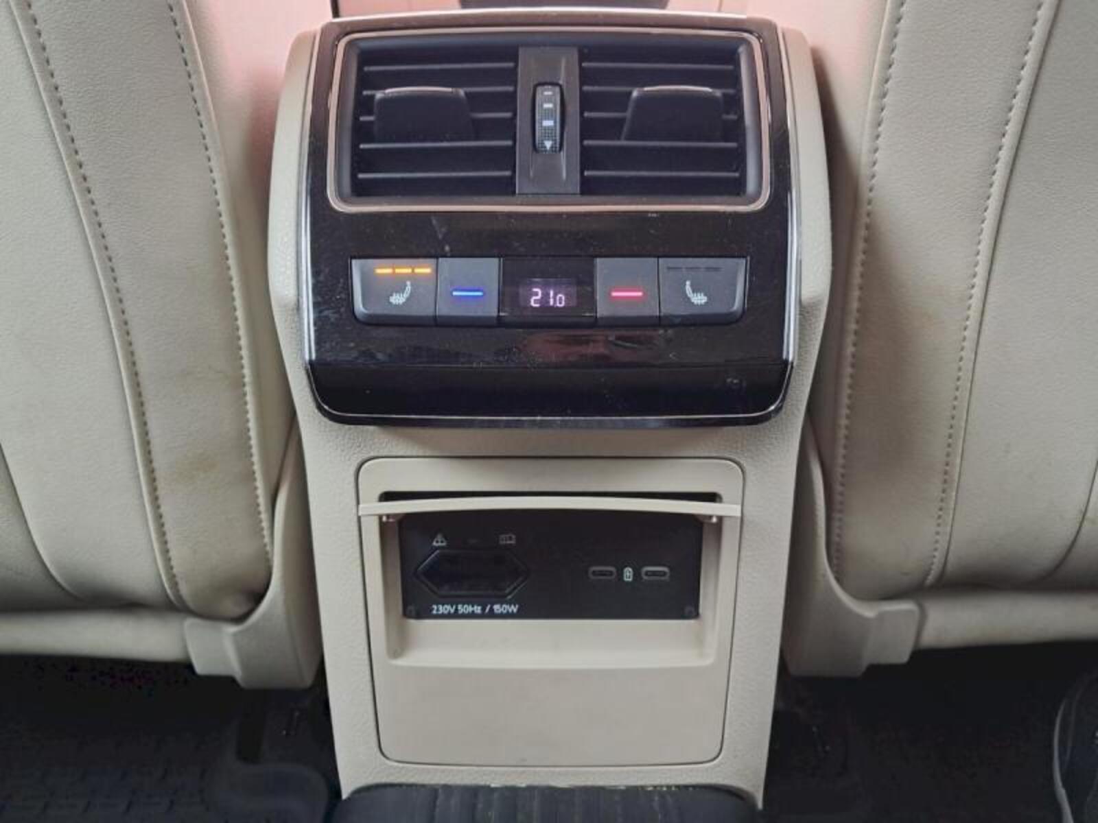 Škoda Superb 27