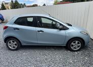Mazda 2 14