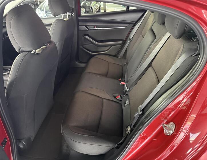 Mazda 3 28