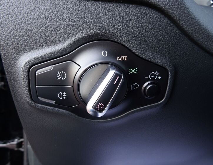 Audi SQ5 14