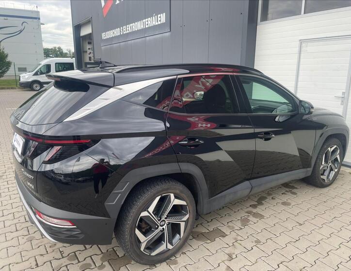 Hyundai Tucson 4