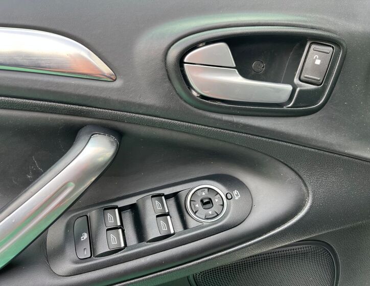 Ford S-MAX 16