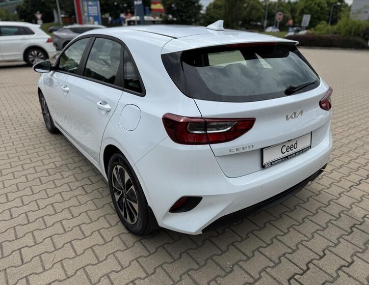 KIA Ceed 5