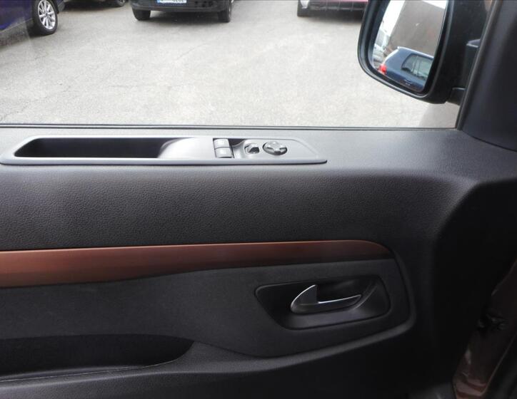 Toyota ProAce 10