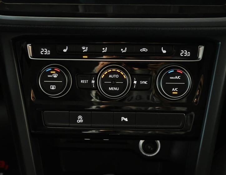 Volkswagen Touran 22