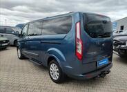 Ford Tourneo Custom 3