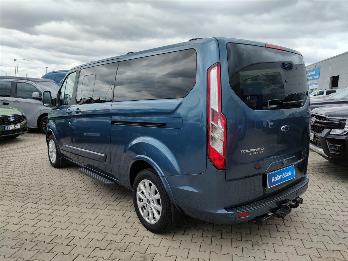 Ford Tourneo Custom