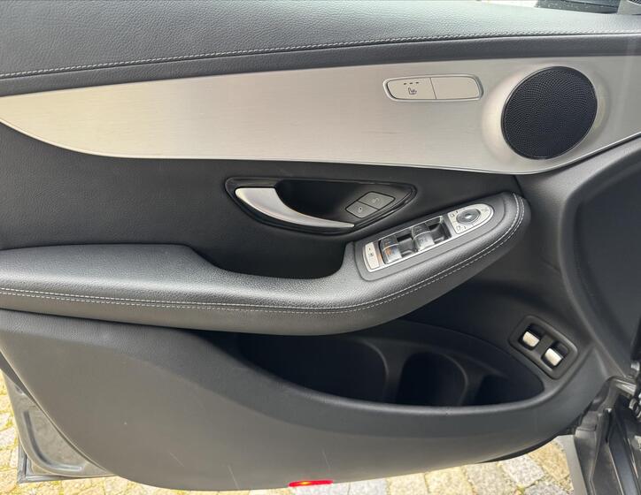 Mercedes-Benz GLC 4