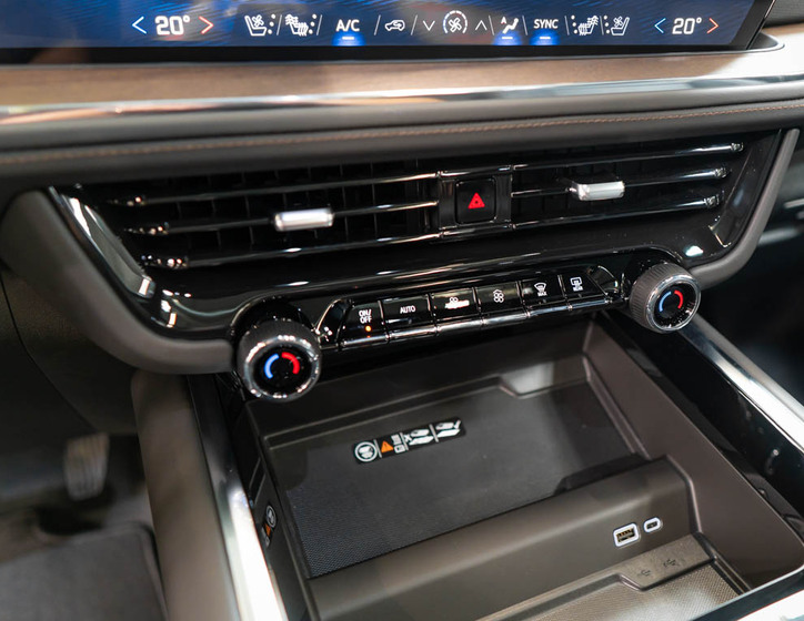 Chevrolet Tahoe 34