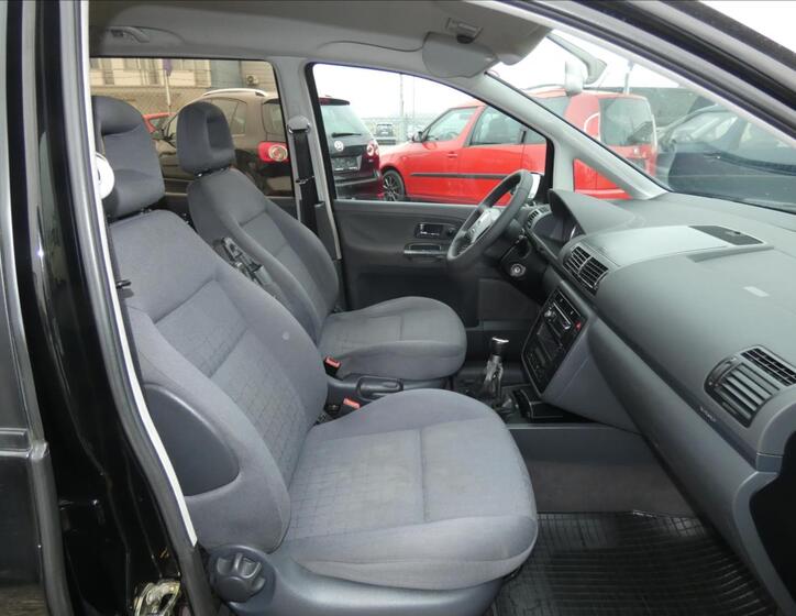 Seat Alhambra 10