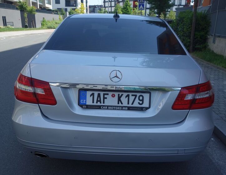 Mercedes-Benz Třídy E 11