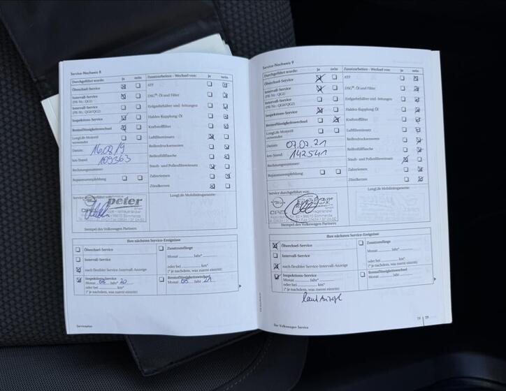 Volkswagen Golf 23