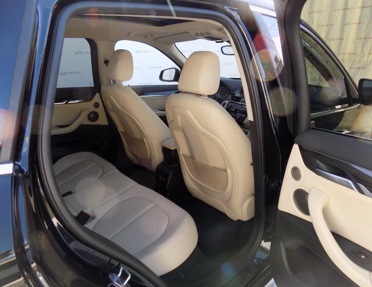 BMW X1 19
