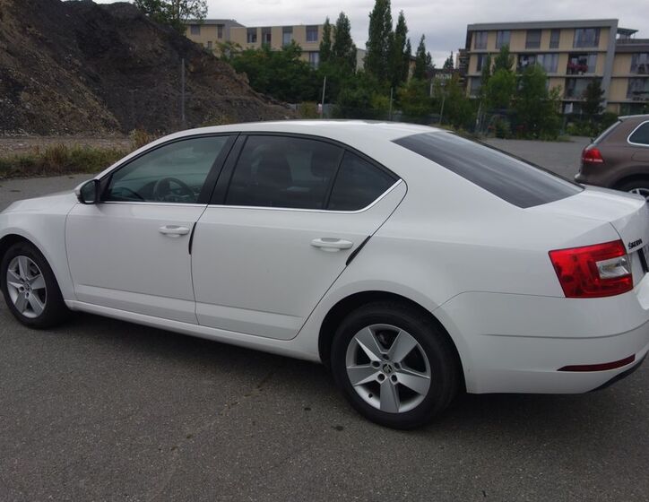 Škoda Octavia 10