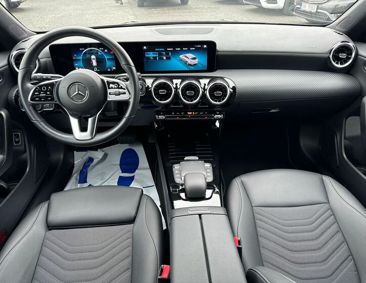 Mercedes-Benz CLA 10