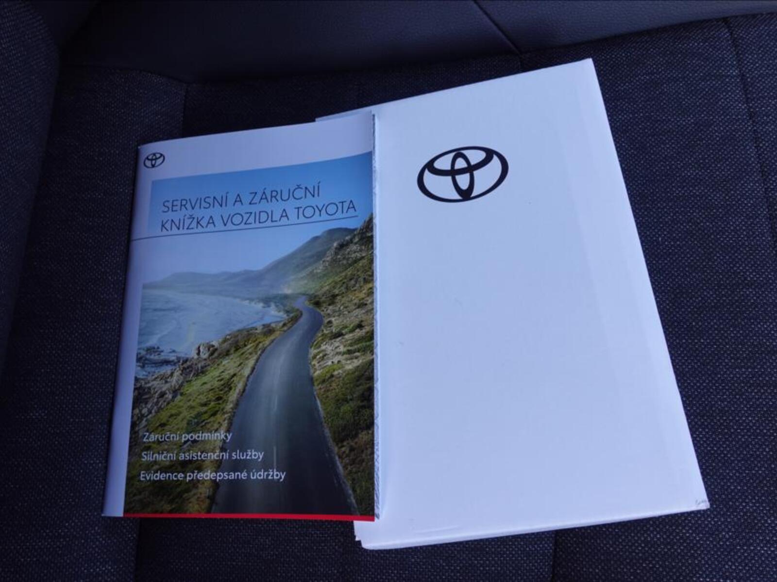 Toyota Corolla 38