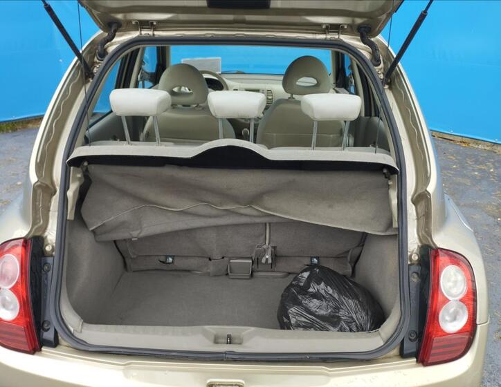 Nissan Micra 9