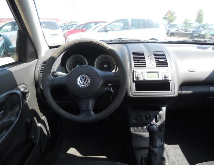 Volkswagen Polo 13