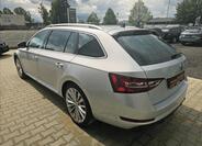 Škoda Superb 8