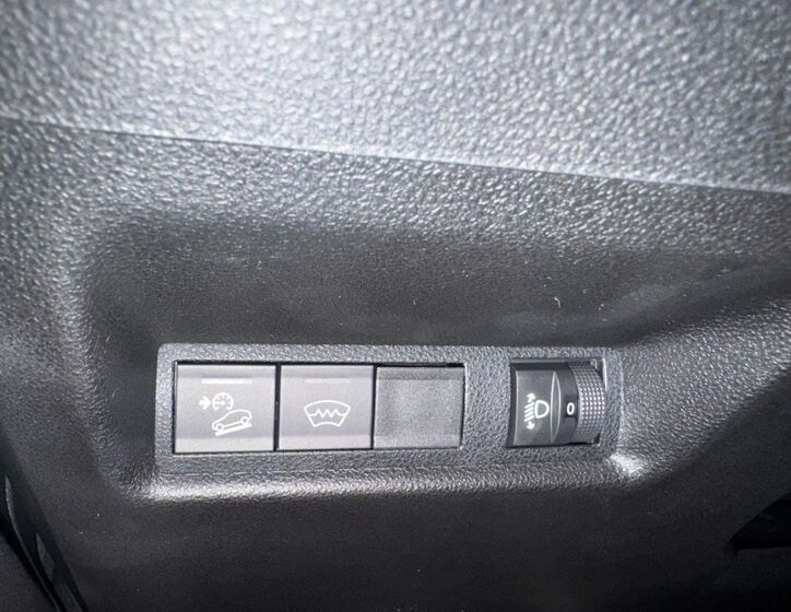 Jeep Avenger 27