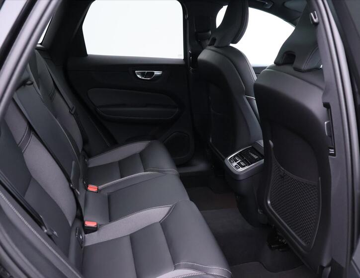 Volvo XC60 14