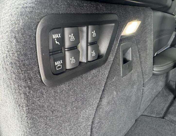 BMW X7 19