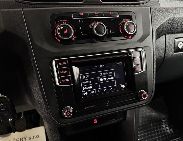 Volkswagen Caddy 23