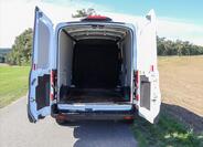 Ford Transit 9