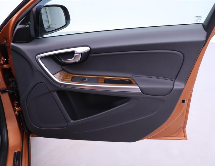 Volvo S60 12