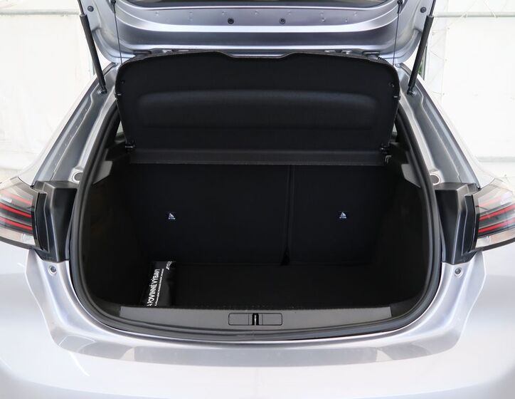 Peugeot 208 11