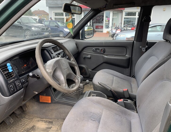 Mitsubishi L200 9