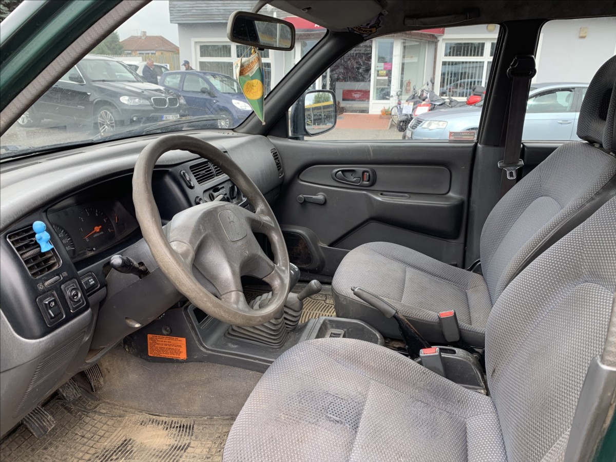 Mitsubishi L200