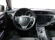 Toyota Auris 15