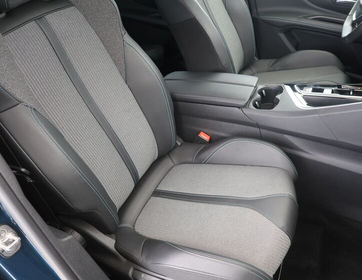 Peugeot 5008 16