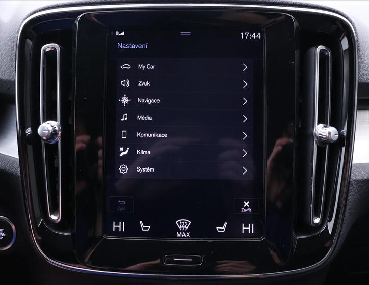 Volvo XC40 20