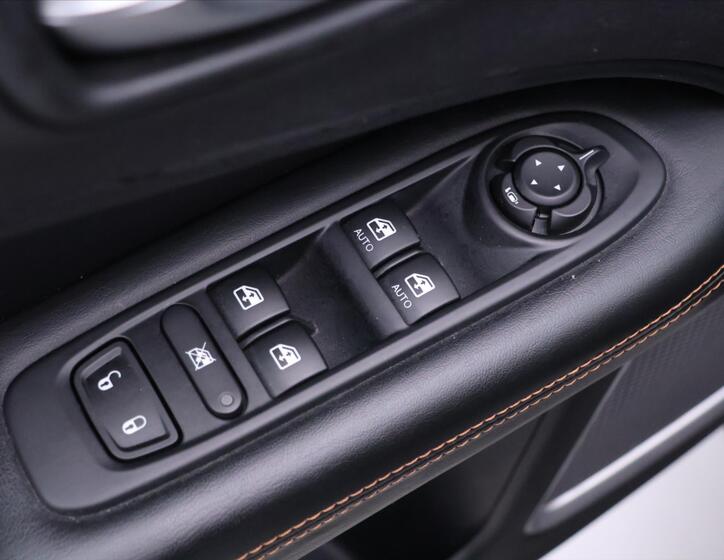 Jeep Compass 16