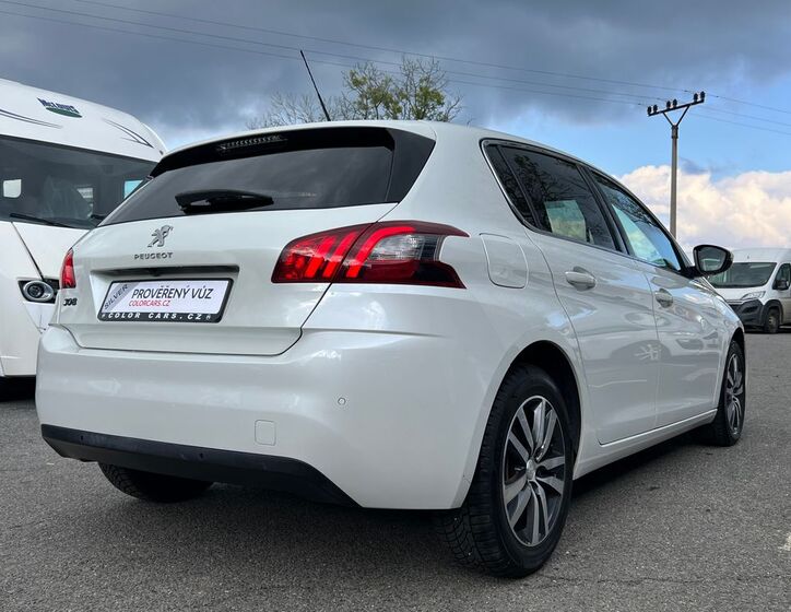 Peugeot 308 5